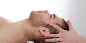 osteopignot-approche-crc3a2nienne-3-300x199 osteopignot-approche-crc3a2nienne-3-300x199